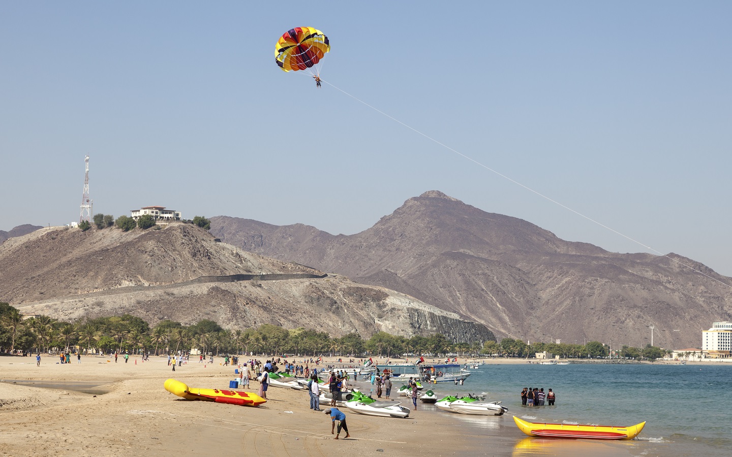 Small-boats-at-Khorfakkan-Beach